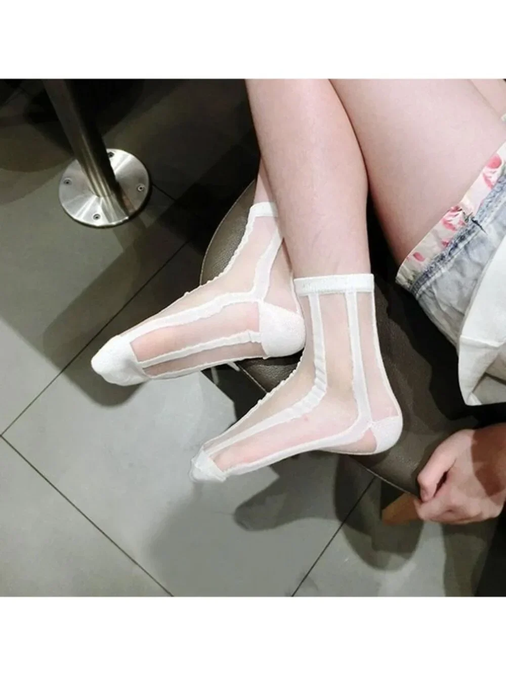 ⭐New Women Socks 5 Pairs Transparent Silk Elastic Mesh  Multi design Ankle White
